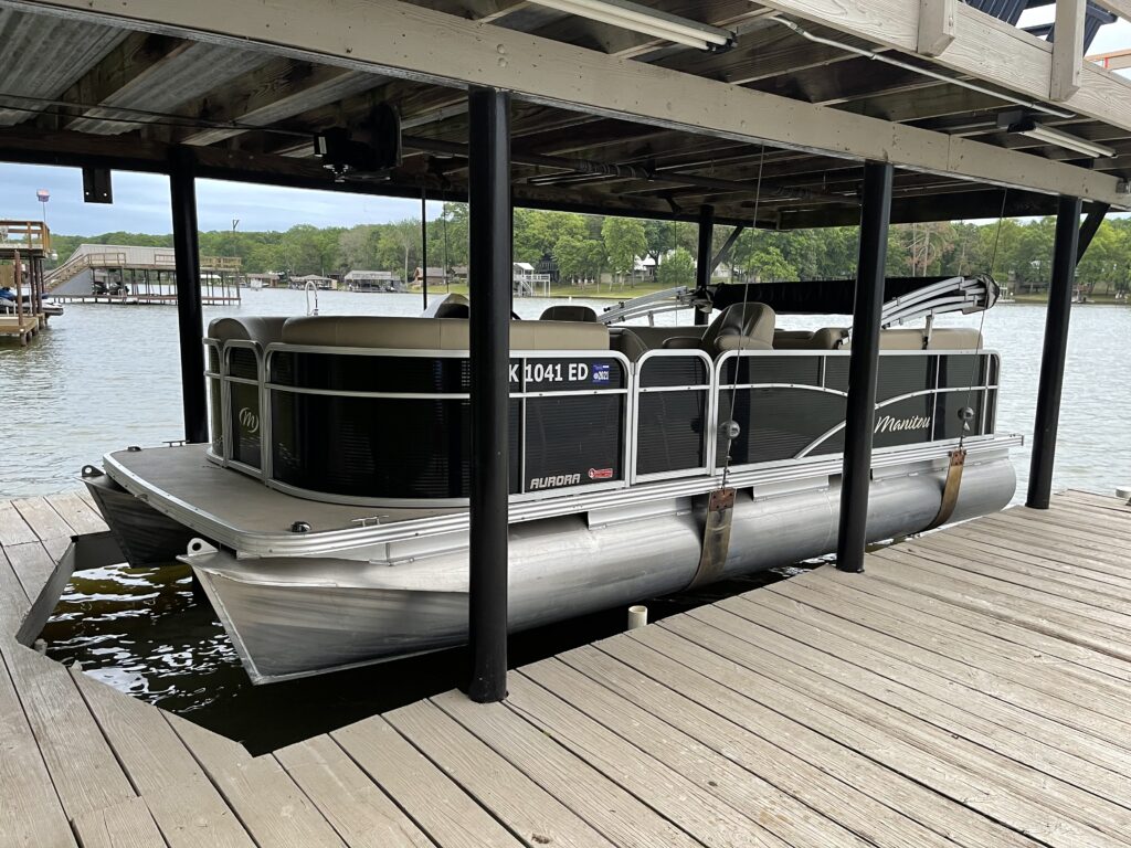 Manitou Pontoon Cedar Creek Lake Boat Rentals